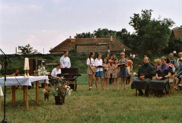 Svěcení praporu a znaku obce (1998)
